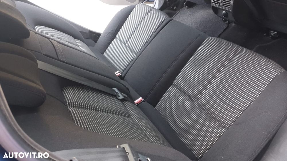 Peugeot 407 HDi 135 Automatik Premium - 9