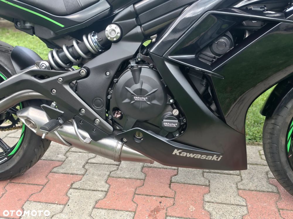 Kawasaki ER - 9