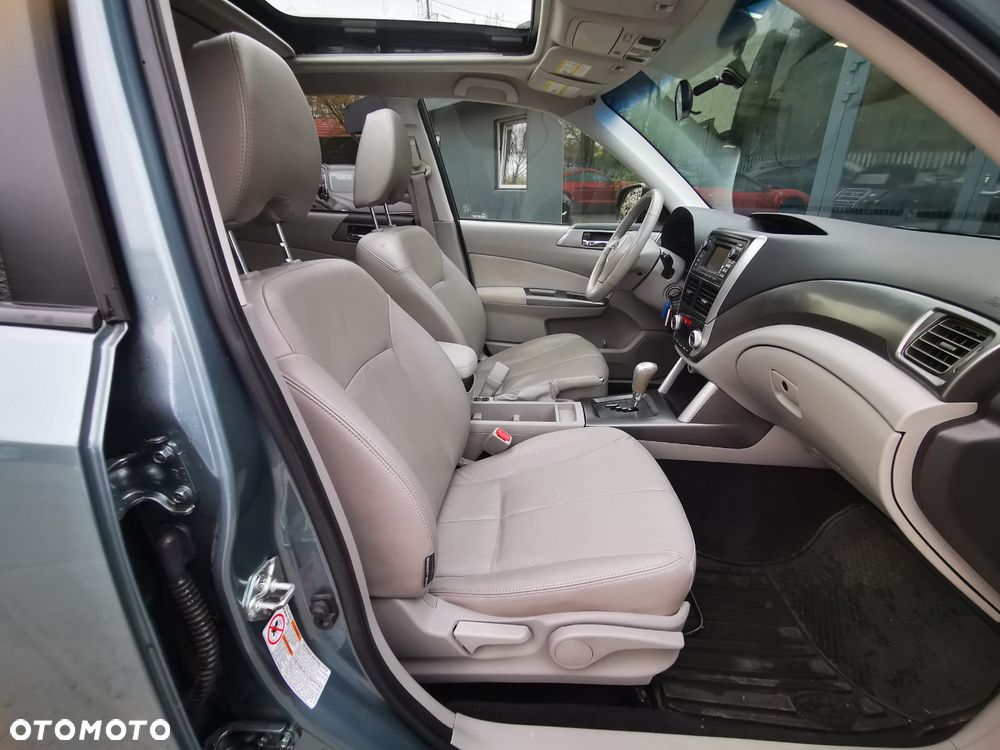 Subaru Forester 2.5 X Limited - 6