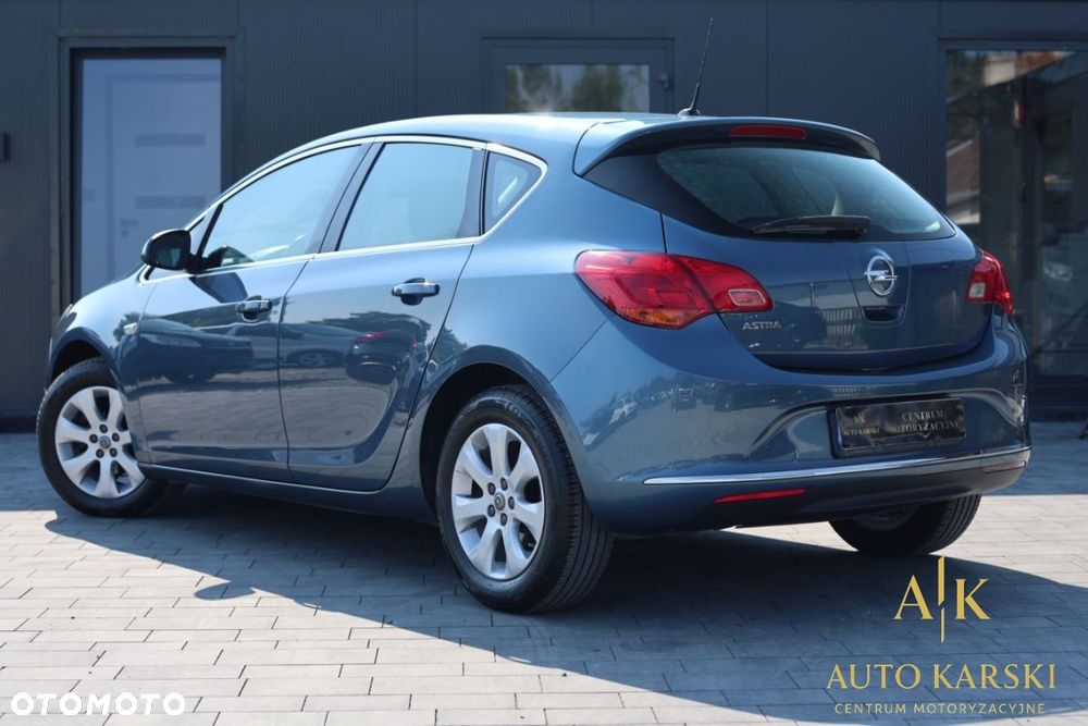 Opel Astra - 6