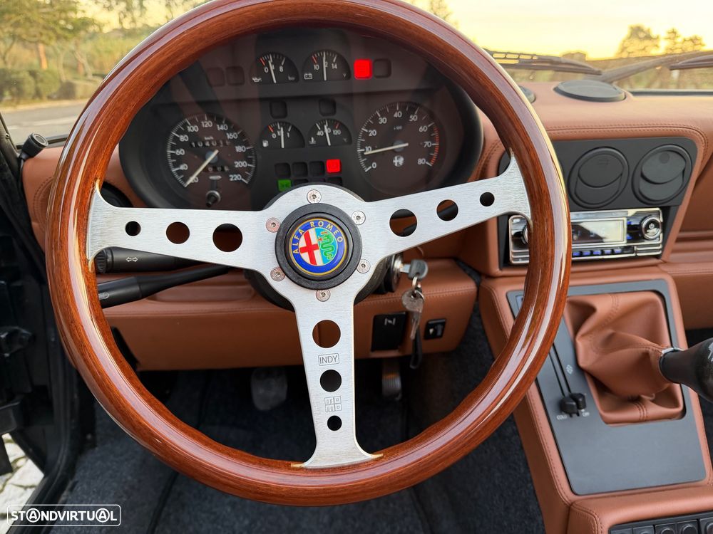 Alfa Romeo Spider 1.6 - 13