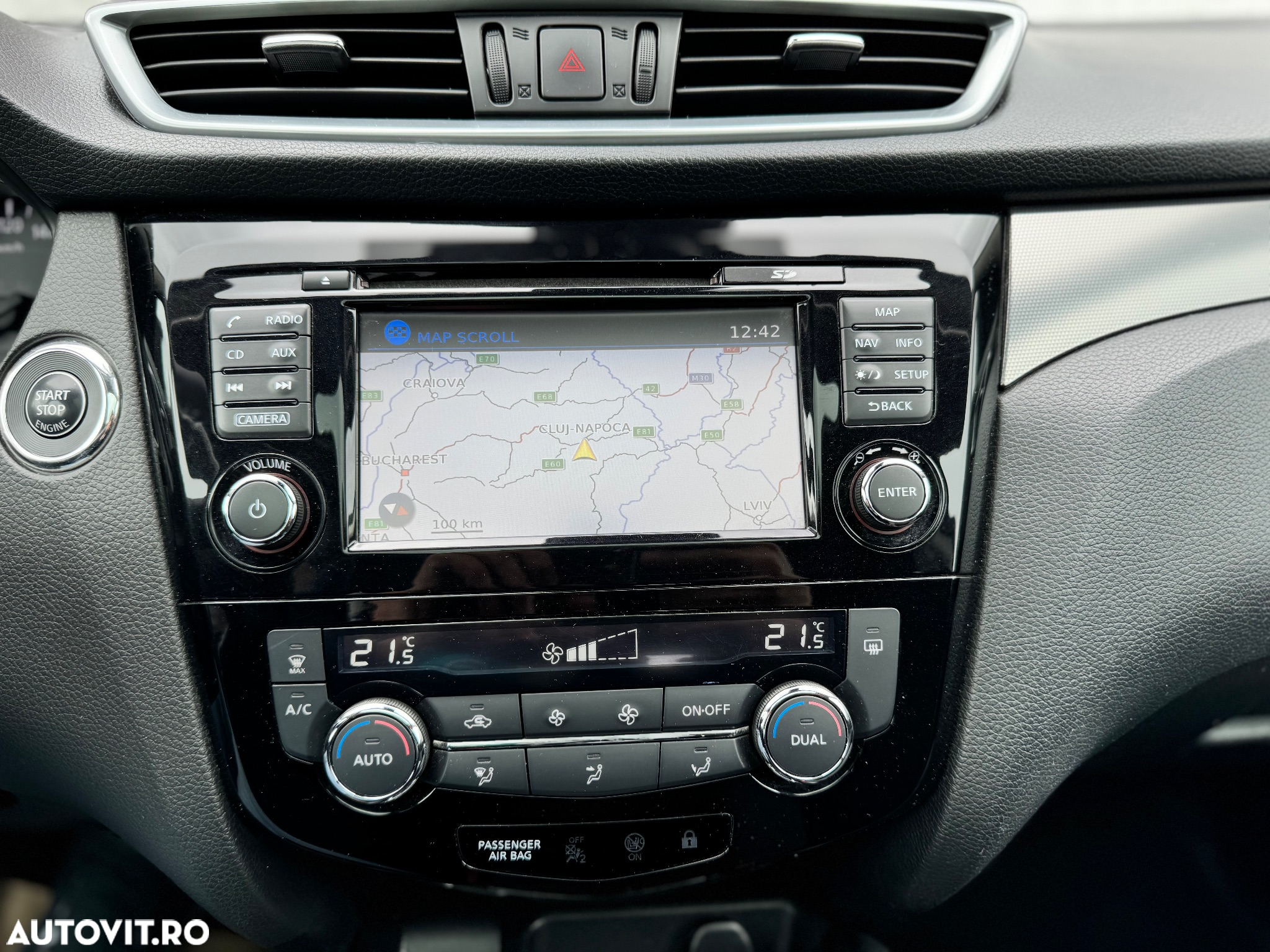 Nissan Qashqai 1.6 DCI Xtronic TEKNA - 37