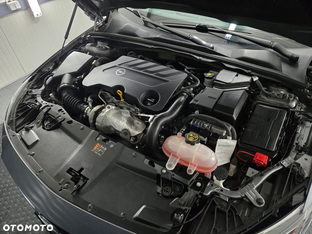 Opel Insignia Sports Tourer 2.0 Diesel Ultimate Exclusive - 40