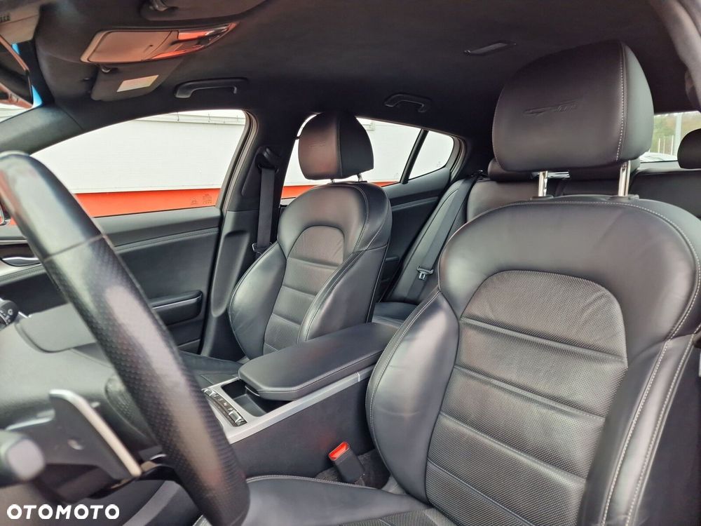 Kia Stinger 2.0 T-GDI GT Line - 13