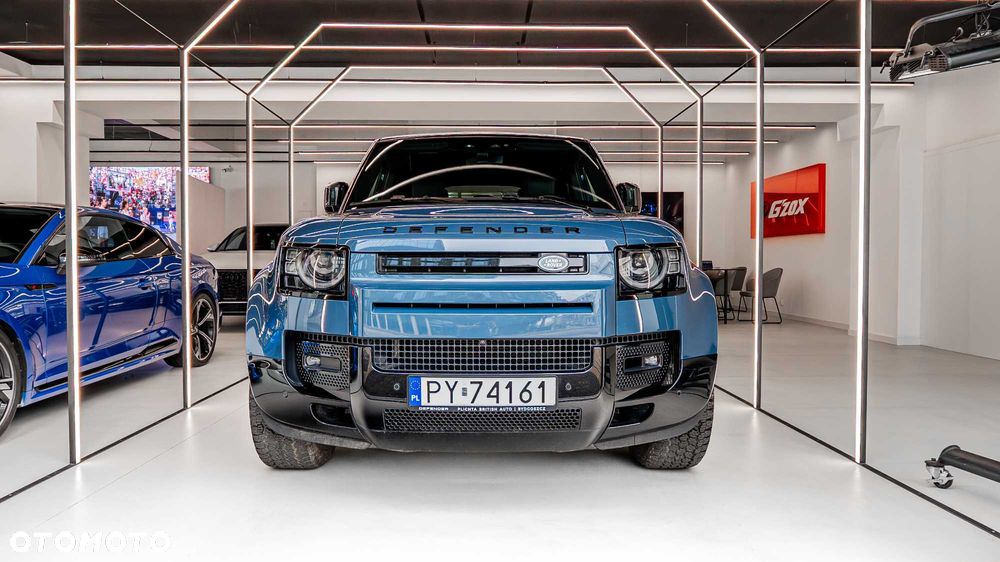 Land Rover Defender - 6
