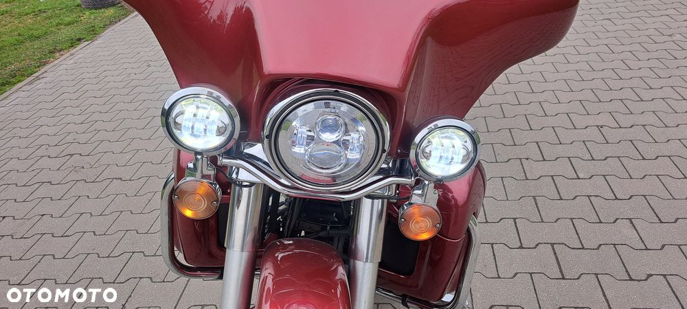 Harley-Davidson Touring Electra Glide - 9