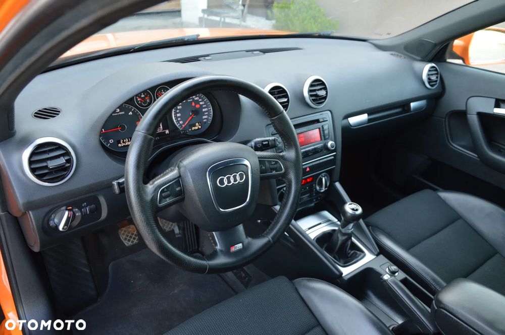 Audi A3 Sportback 2.0 TDI DPF S line Sportpaket plus - 9