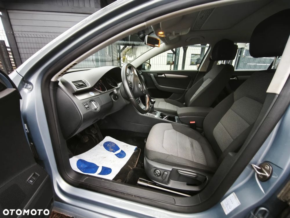 Volkswagen Passat 1.8 TSI Comfortline - 4