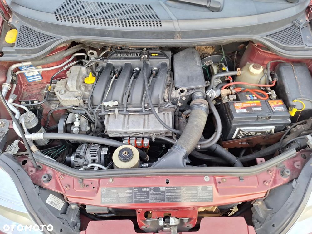 Renault Scenic Megane 1.6 RT 16V - 4