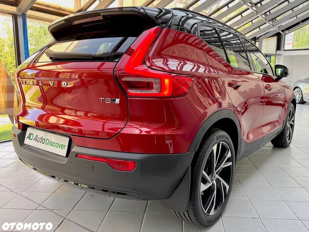 Volvo XC 40 T5 AWD R-Design - 2