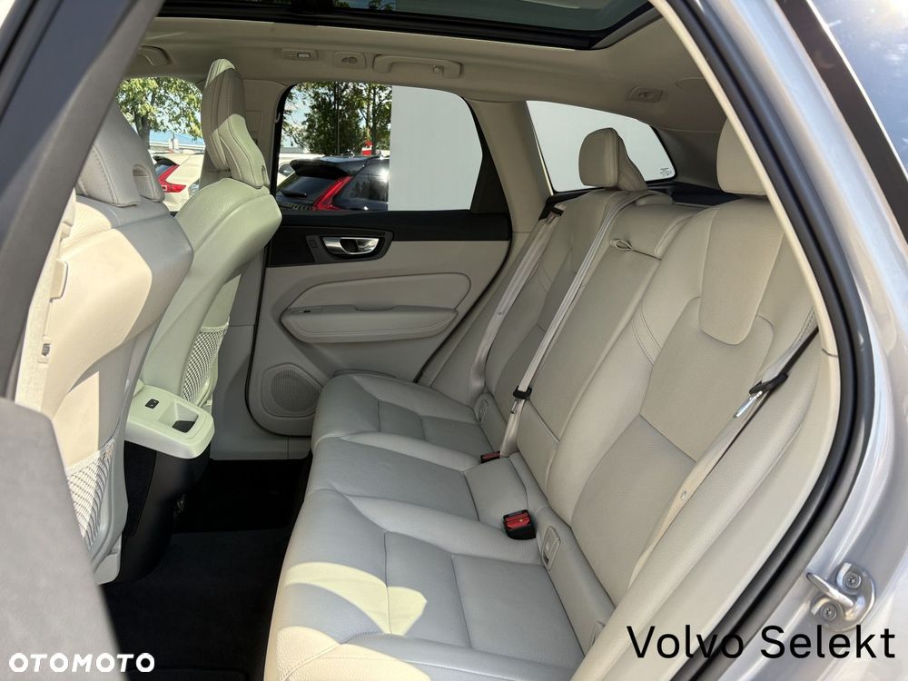 Volvo XC 60 - 23