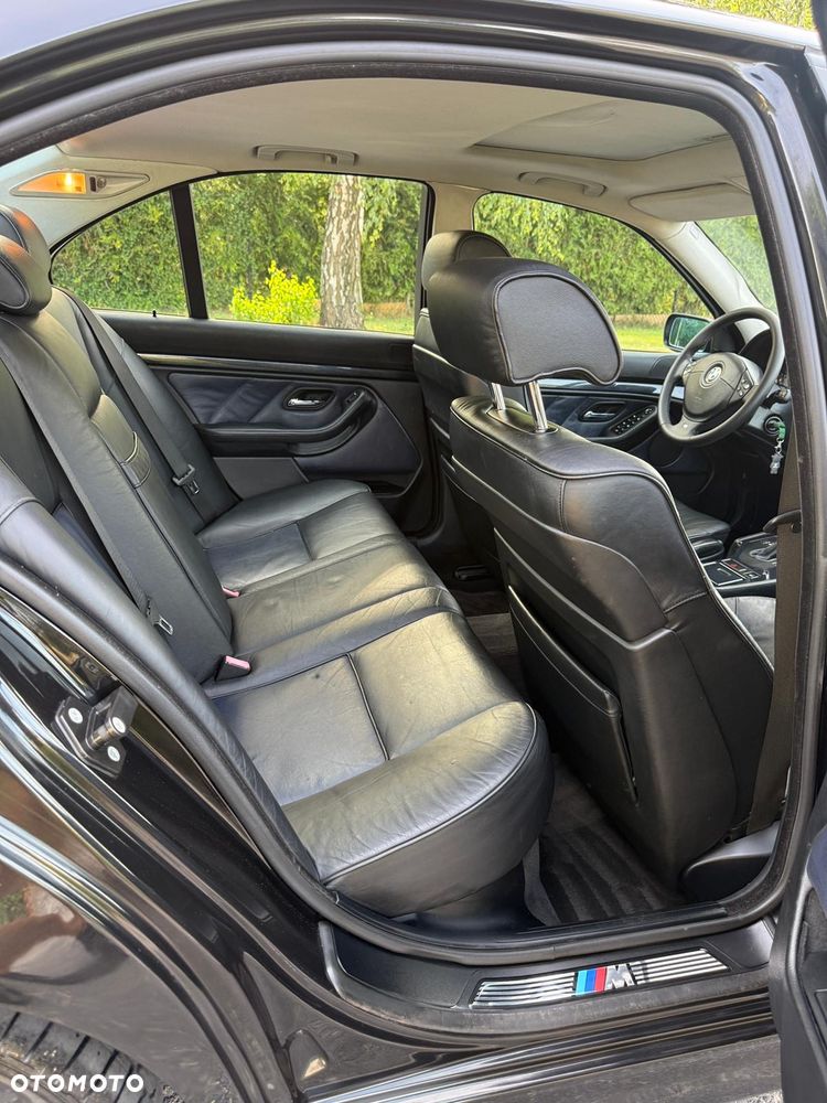 BMW Seria 5 - 22