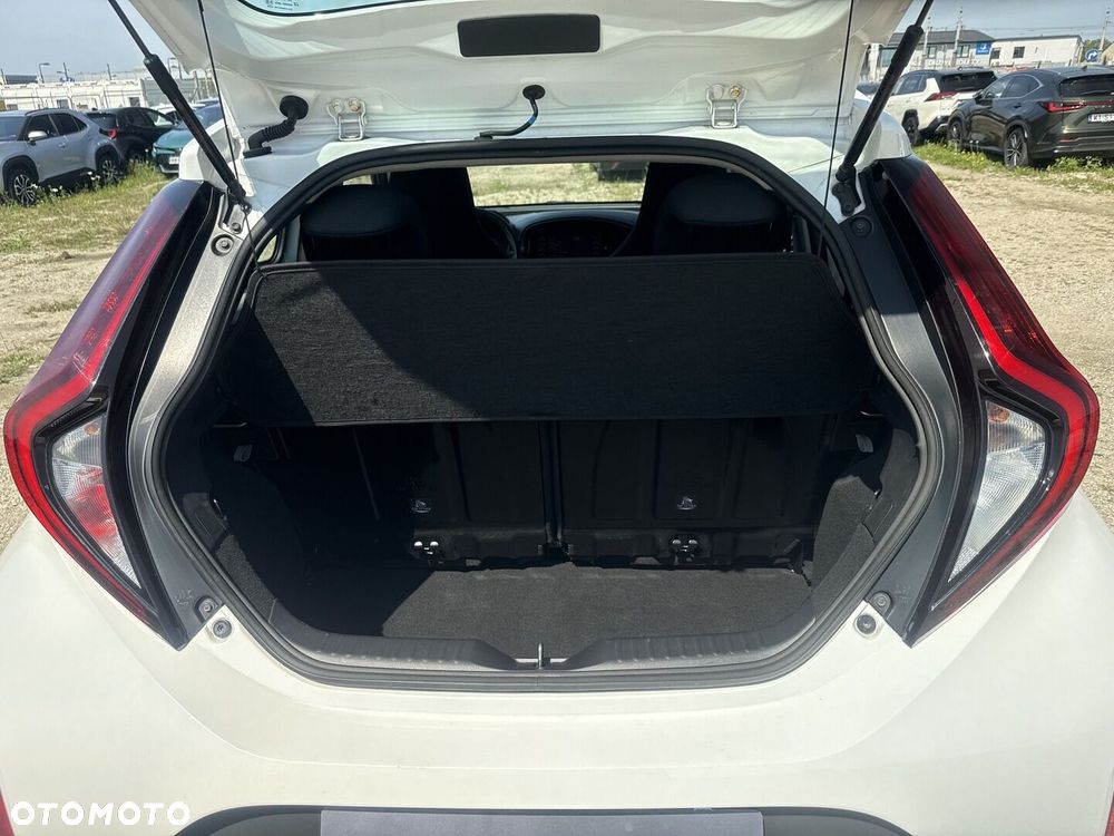 Toyota Aygo X - 14