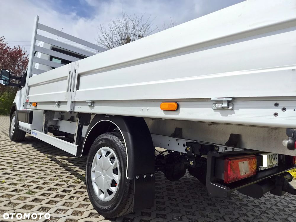 Ford Transit - 21
