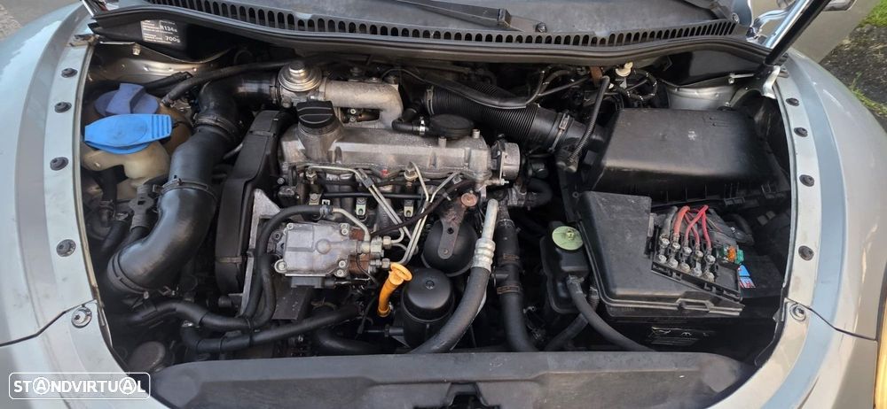 VW New Beetle 1.9 TDi - 11