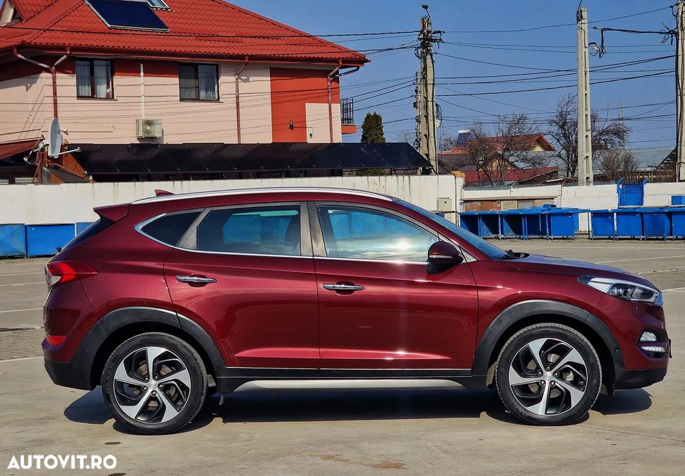 Hyundai Tucson blue 1.7 CRDi 2WD DCT Premium - 32