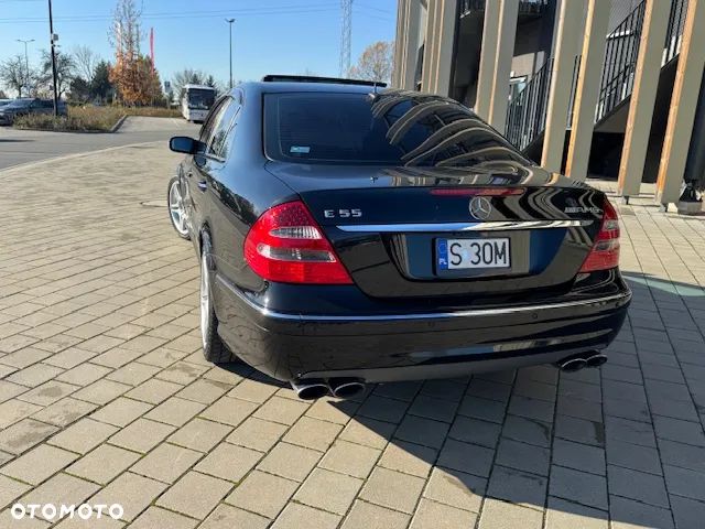 Mercedes-Benz Klasa E 55 AMG - 7