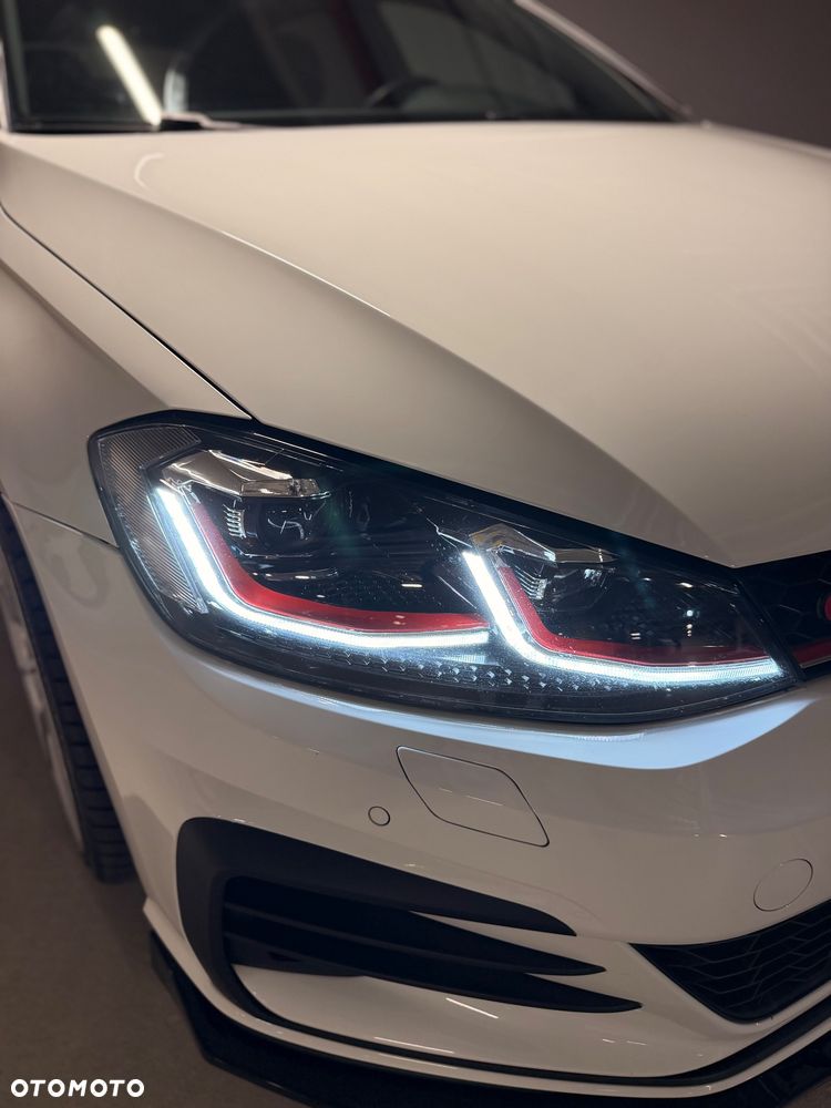 Volkswagen Golf 2.0 TSI GTI DSG - 23