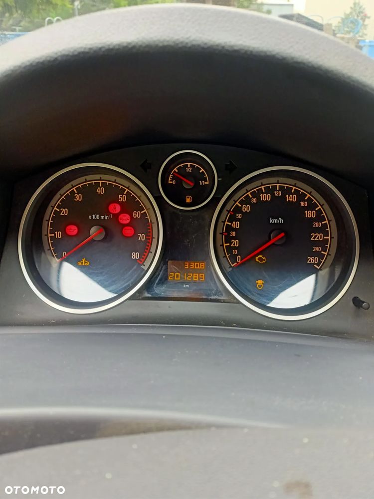Opel Astra - 14