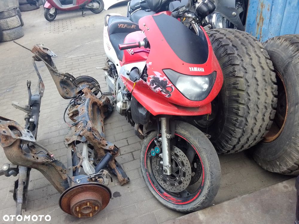YAMAHA YZF 600 R ( ZATARTY SILNIK ) - CZĘŚCI !!! - 2