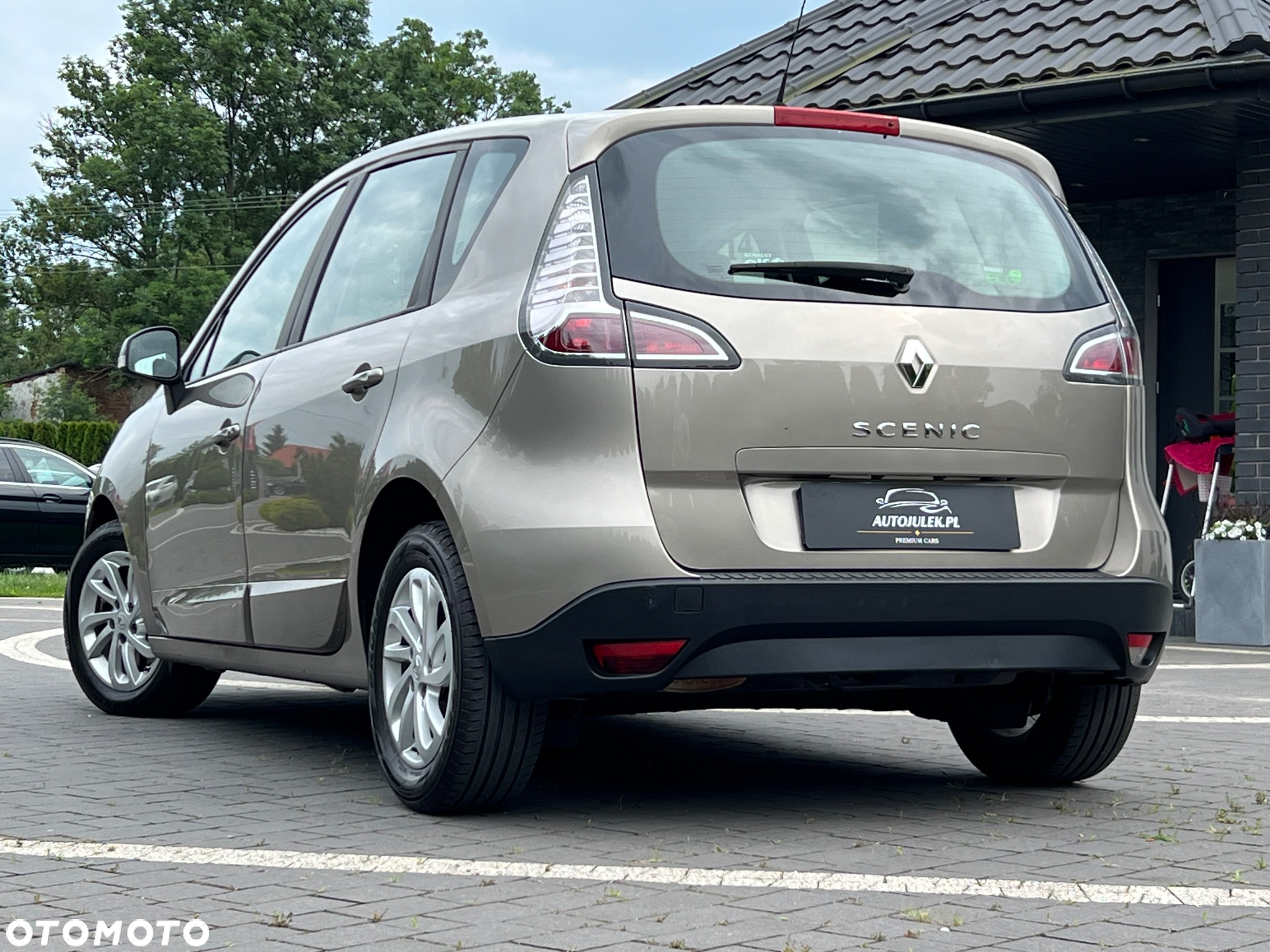 Renault Scenic 1.6 16V TomTom Edition - 14