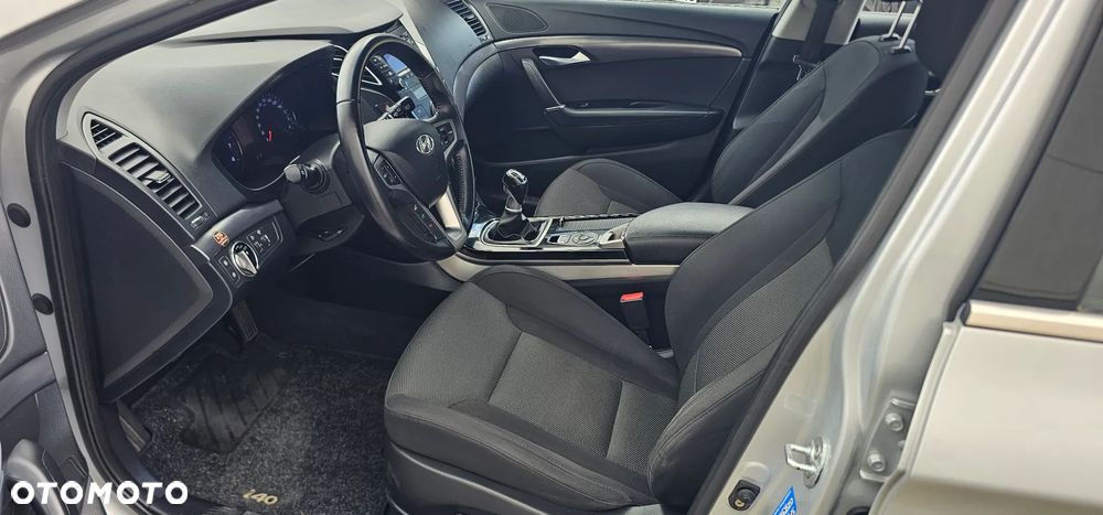 Hyundai i40 - 10