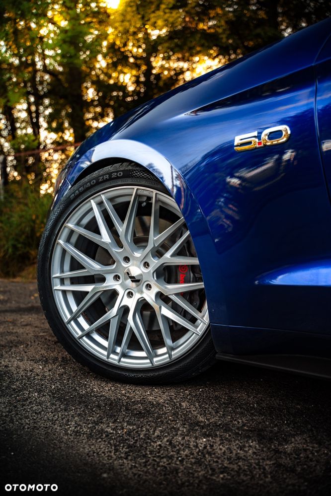 Ford Mustang - 19