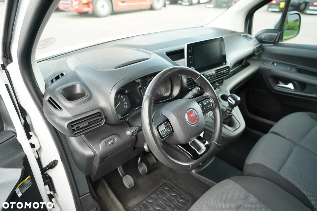 Fiat DOBLO  / FURGON / BLASZAK / 2023 R  / SPROWADZONY - 23