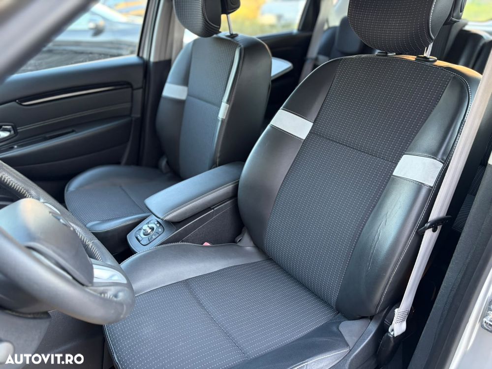 Renault Scenic - 6