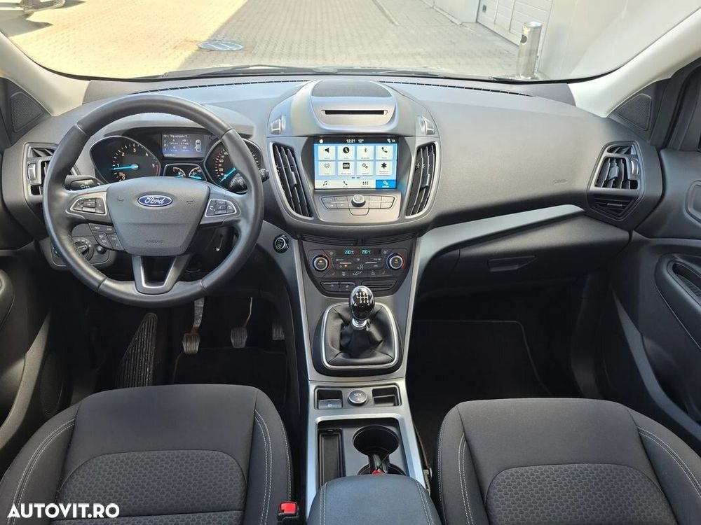 Ford Kuga 1.5 TDCi 2WD Titanium - 18