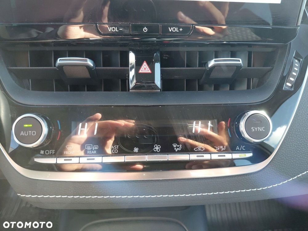 Toyota Corolla 1.8 Hybrid Comfort - 25
