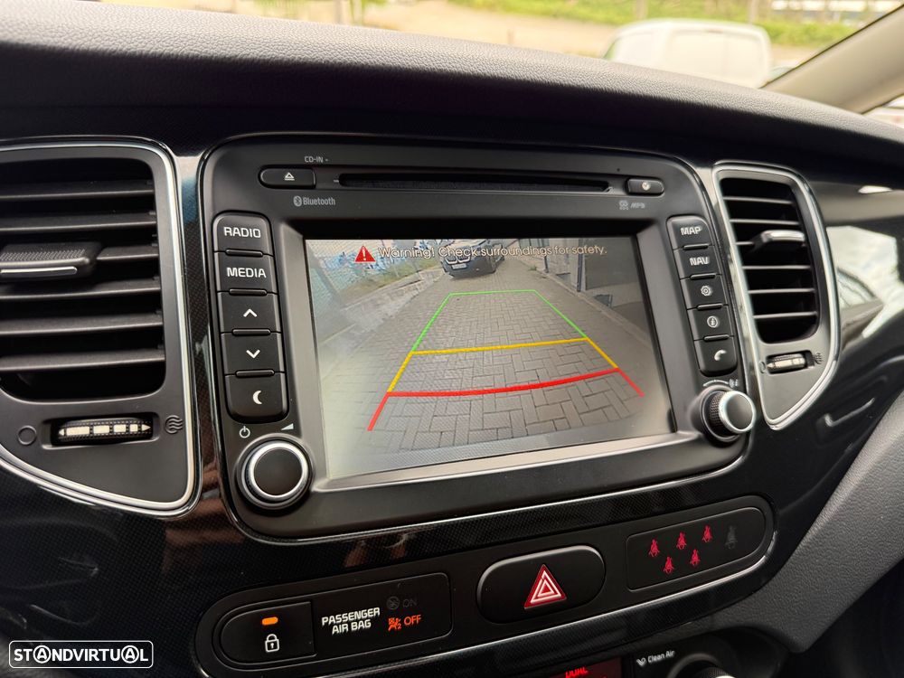 Kia Carens 1.7 CRDi ISG TX 7DCT - 29