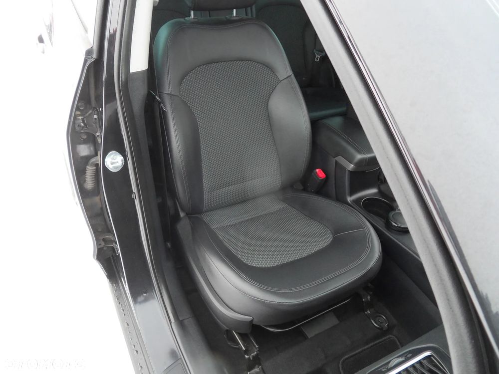 Hyundai ix35 1.7 CRDi Comfort 2WD - 17