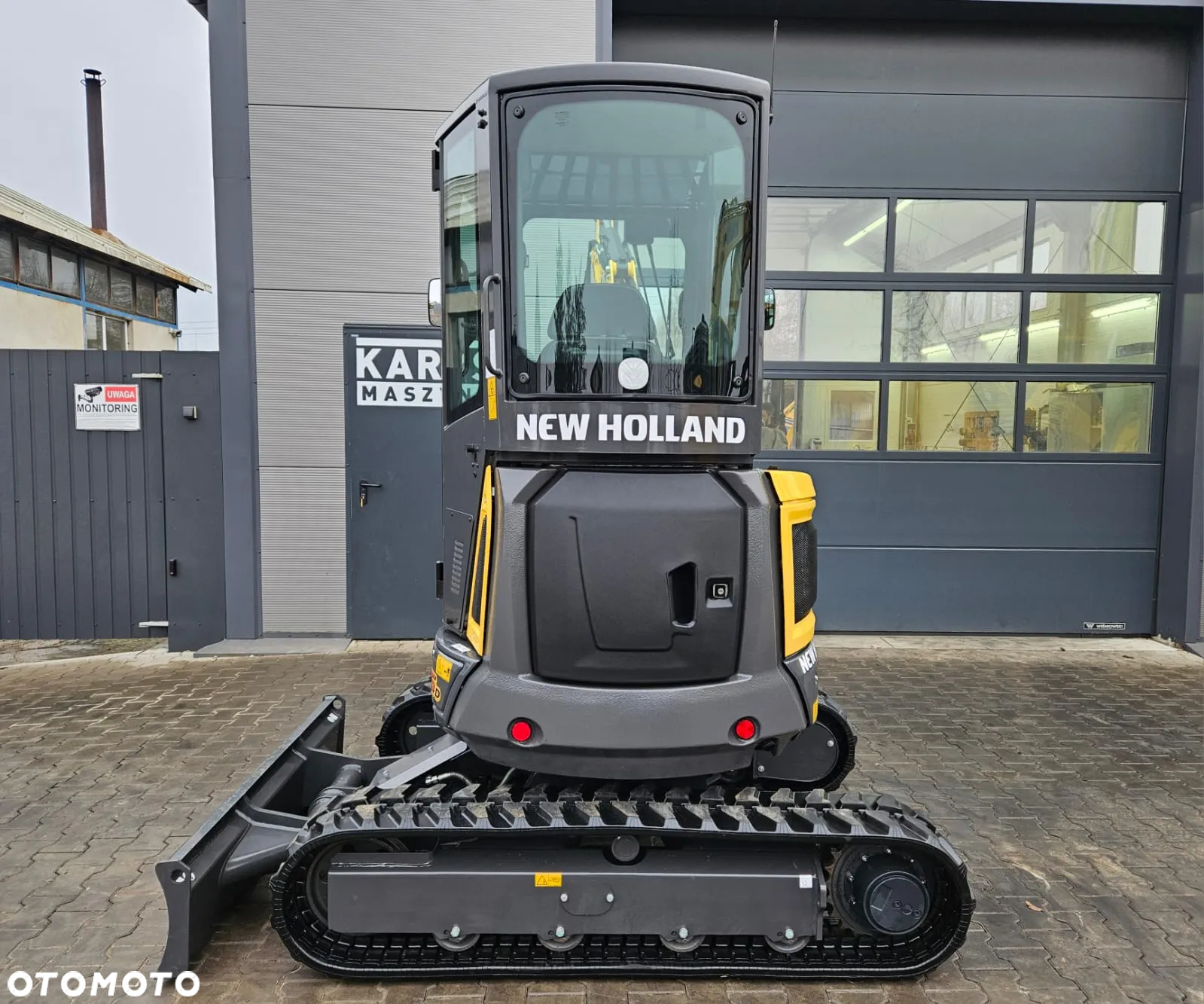 New Holland MINIKOPARKA NEW HOLLAND E25D 2023R. NOWA !!! 8 MTG CAT 302.7 302 303 - 11