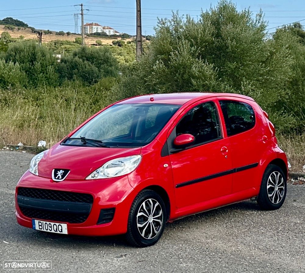 Peugeot 107 1.0 Trendy - 17