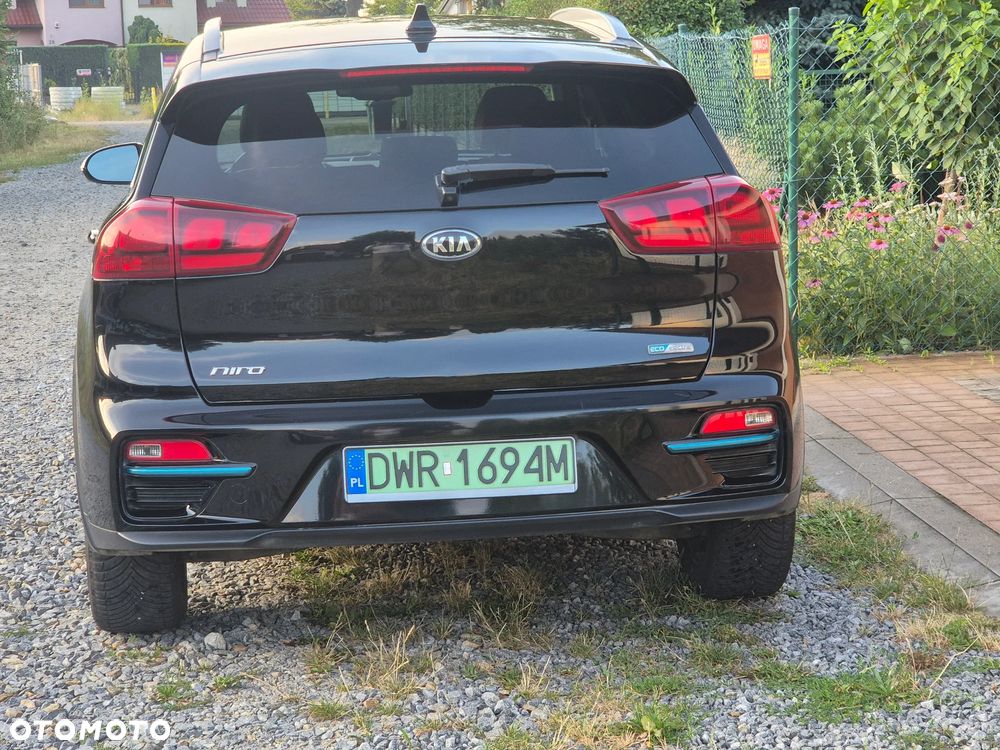 Kia Niro 64kWh L - 7