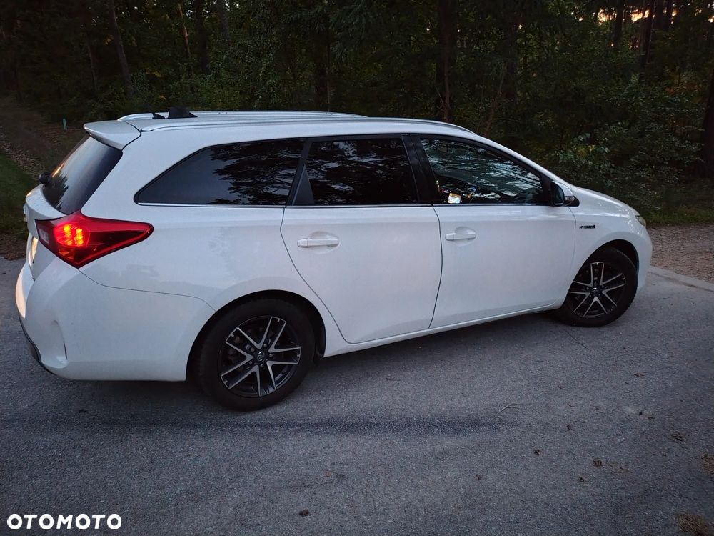 Toyota Auris 1.8 HSD Luna - 9