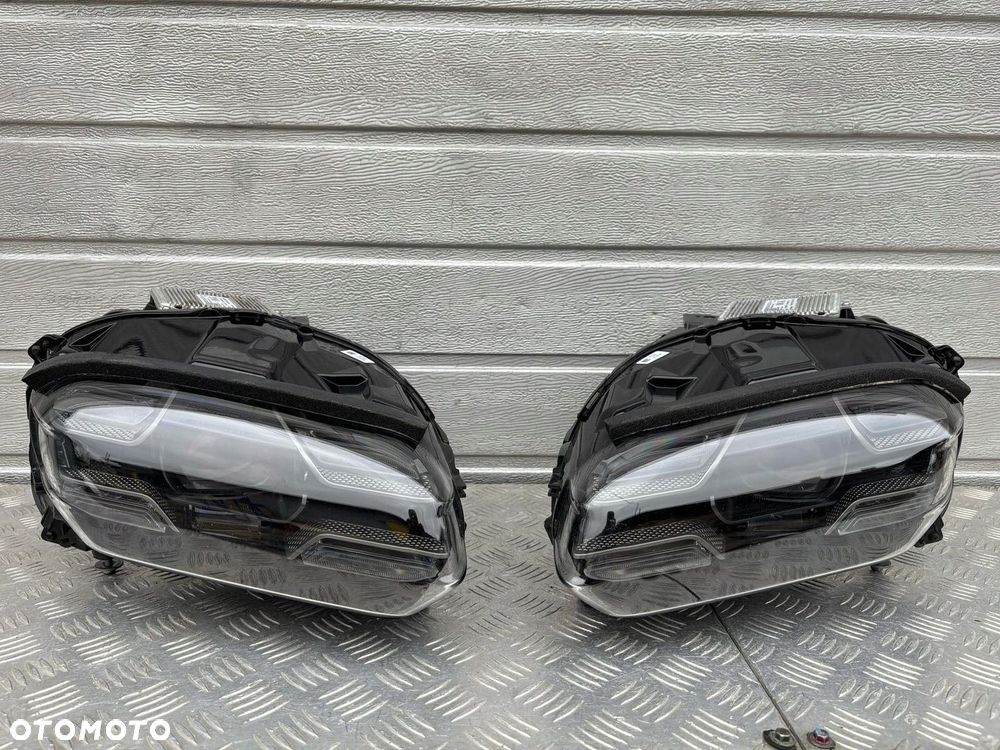 PORSCHE TAYCAN 4S LAMPA PRZÓD LEWA PRAWA MATRIX FULL LED IDEAŁ EU. - 1