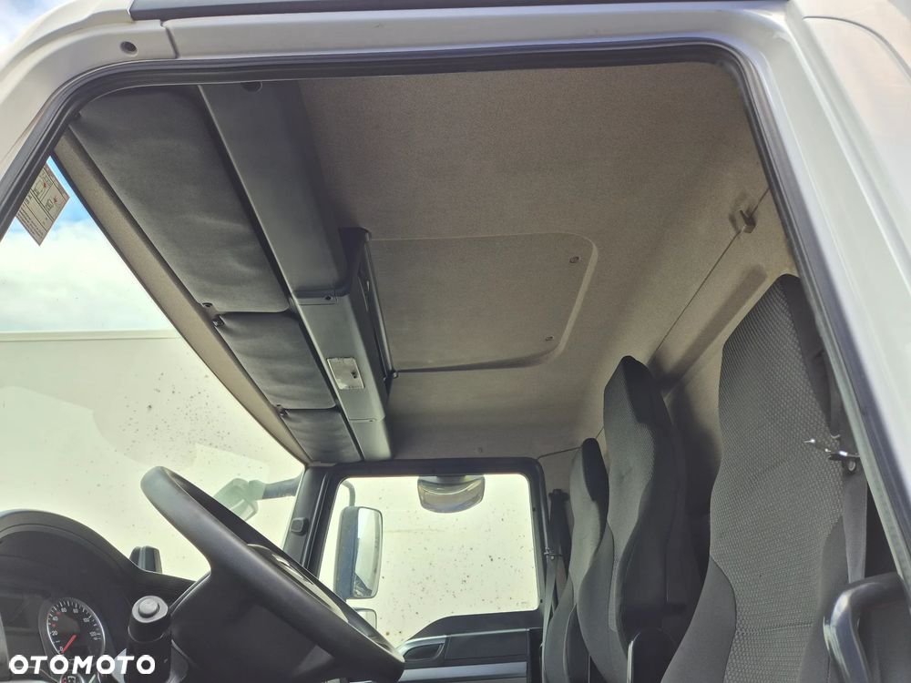 MAN TGL 12.250 3 osobowy MANUAL oryginał 6.2m HAK AUTOMAT KLIMA 12000kg ESP EURO 6 / TOP STAN / okazja nauka jazdy MOŻLIWOŚĆ DOSTOSOWANIA elka - 6