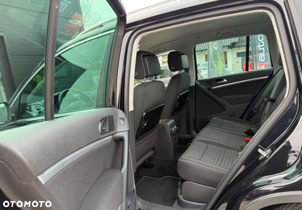 Volkswagen Tiguan - 8