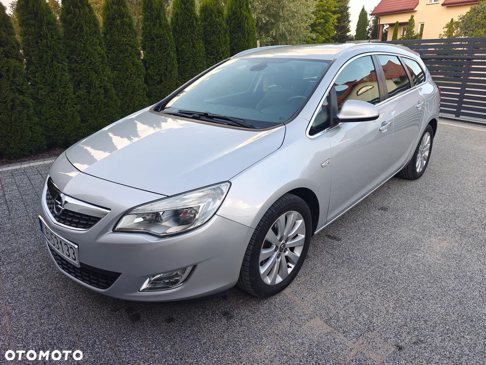 Opel Astra 1.7 CDTI Cosmo - 2