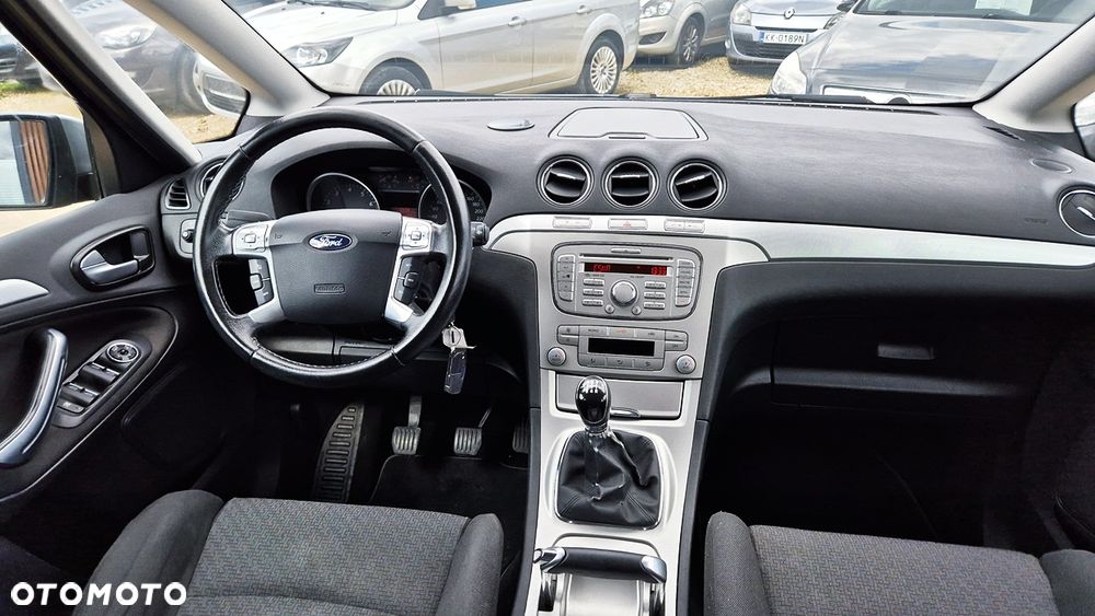 Ford S-Max 2.0 FF Titanium - 35