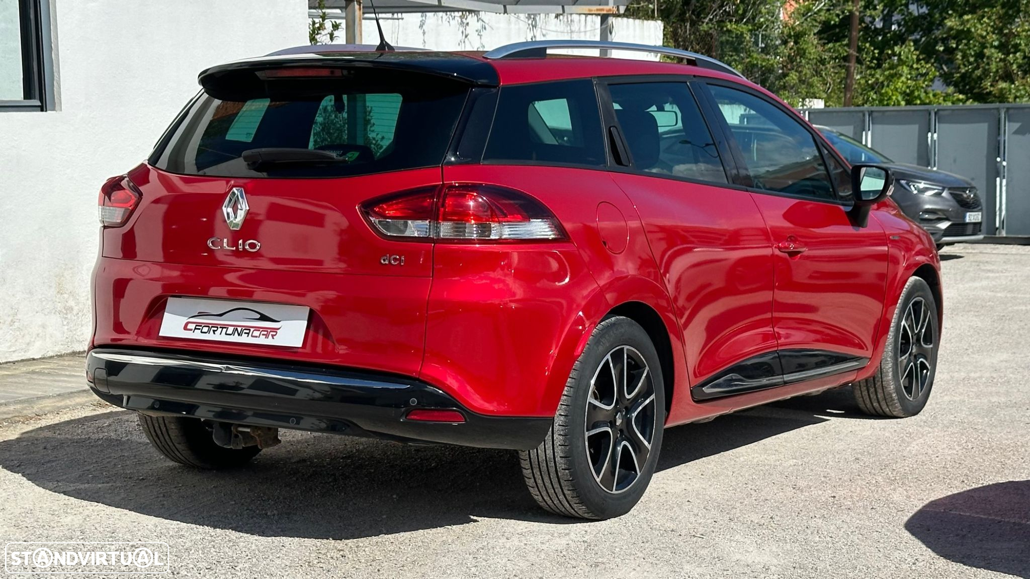 Renault Clio Sport Tourer 1.5 dCi Limited - 4