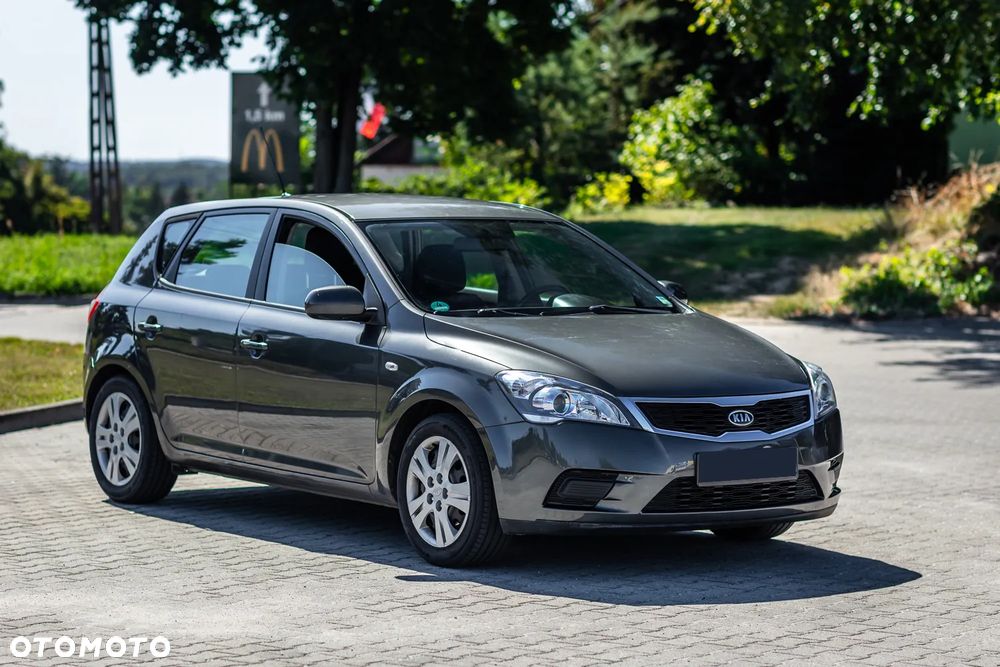 Kia Ceed 1.4 CVVT Attract - 5