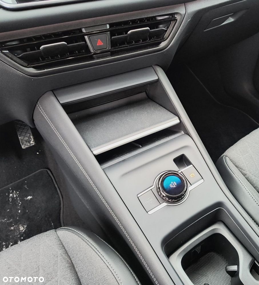 Volkswagen Tayron 2.0 TDI SCR 4Mot Elegance DSG - 23