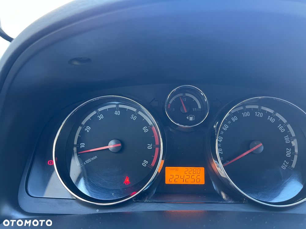 Opel Antara 2.4 4x4 - 21