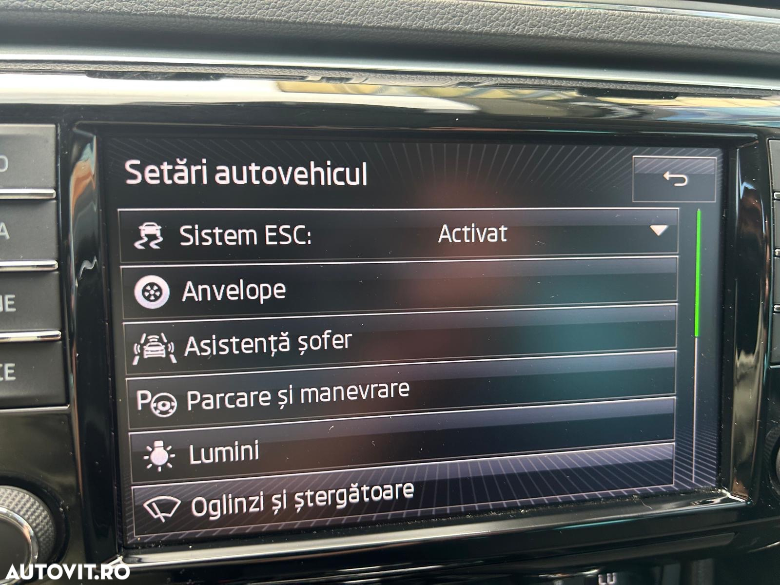 Skoda Superb 2.0 TDI 4X4 DSG Ambition - 20