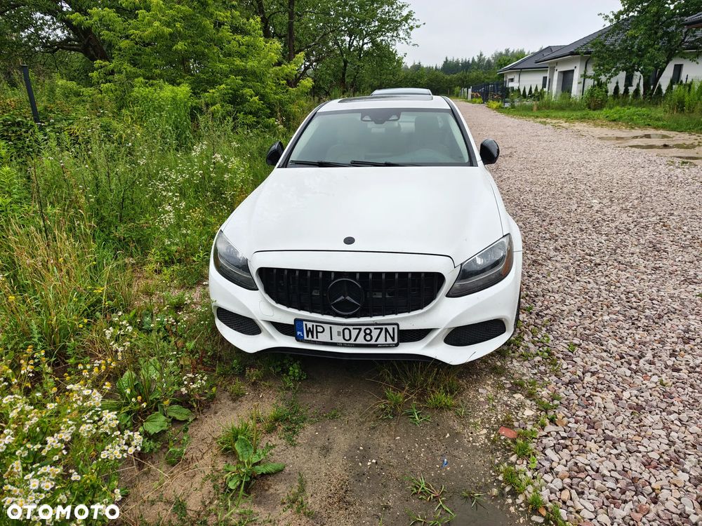 Mercedes-Benz Klasa C 300 9G-TRONIC - 5