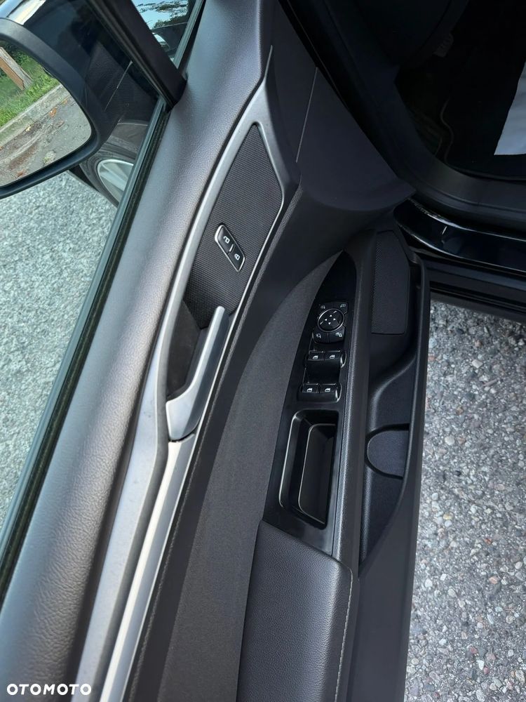 Ford Mondeo - 20