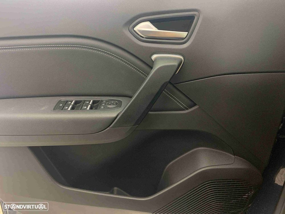 Renault Captur 1.0 TCe Techno Bi-Fuel - 12